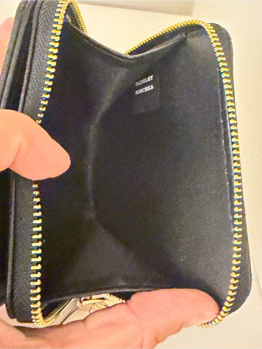 NWT Badgley Mischka Quilted Black Zip-Around Wallet - Picture 3 of 5